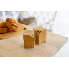 Pepřenka a solnička Kerala