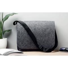 Plstěný RPET obal na notebook BAGLO
