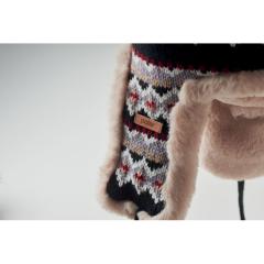 Pletená čepice s klapkami YULONG